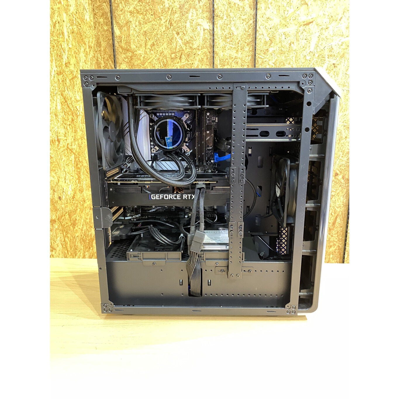 中古 THIRDWAVE GALLERIA(i7 14700KF/64GB/SSD2TB/HDD2TB/RTX4070Ti