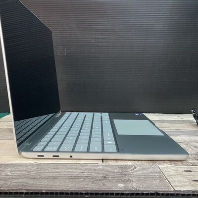 【広島店】中古  FUJITSU FMV Note C(Intel Core Ultra5 134U/16GB/SSD256GB/なし/オンボード/13.3/1920&times;1200/W11H) 3320005466 