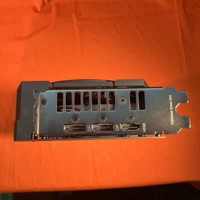 【なんば店】中古  ASUS TUF-RX9060XT-O16G-GAMING (RX9060XT 16G) 179898 