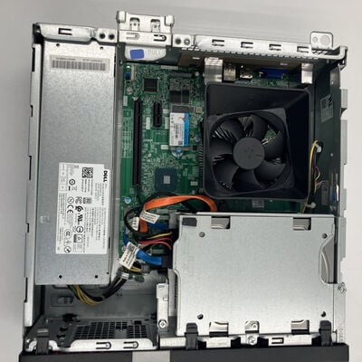 【なんば店】中古  DELL Vostro 3470 (i5 8400/16GB/SSD512GB+HDD3TB/Mt//WLAN) 3280022426 