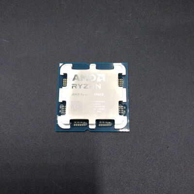 【秋葉原本店】中古  AMD Ryzen 7 9700X (AM5/3.8GHz/40M/C8/T16/65W) 169022 