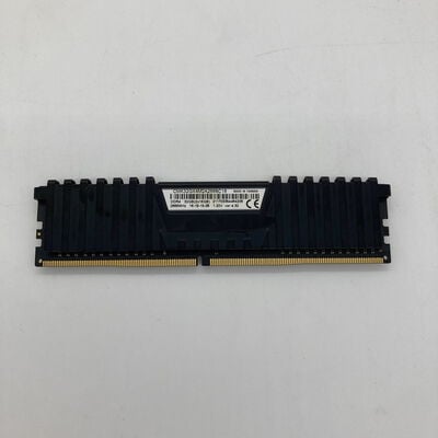 【堺七道店】中古  PC4-21300 16GB デスクトップ用(DDR4-2666) 135638 