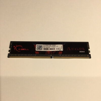 【松山環状枝松店】中古  PC4-25600 8GB デスクトップ用 140727 