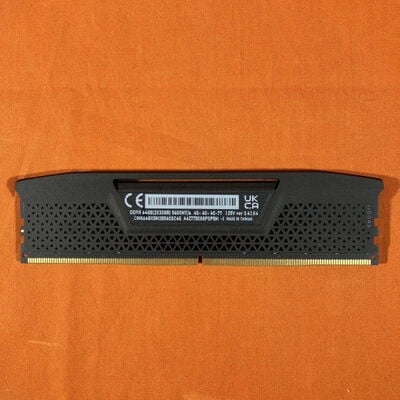 【なんば店】中古  PC5-44800 32GB デスクトップ用 149157 