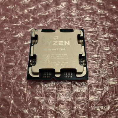 【鹿児島店】中古  AMD Ryzen 5 7600 (AM5/3.8GHz/38M/C6/T12/65W) 1460025262 