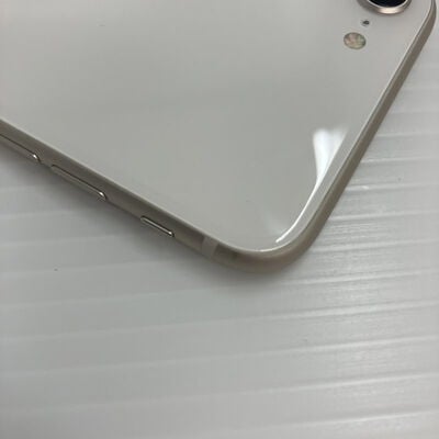 【秋葉原本店】中古  【国内版SIMフリー】Apple iPhoneSE 4.7インチ (第3世代) 256GB (スターライト) MMYK3J/A 154867 