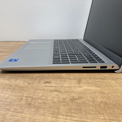【富山本郷店】中古  DELL 15 DC15250 (Intel Core i5-1334U/16GB/CPU内蔵/SSD 512GB/-/15.6inch/WLAN/WebCAM/Win 11 Home/-) 4760001713 