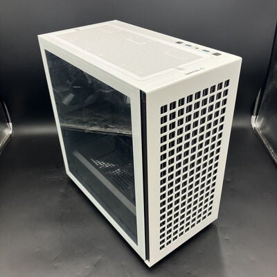 【熊本浜線店】中古  DEEPCOOL CH370 WH(mATX ｶﾞﾗｽ WH) 5370000851 