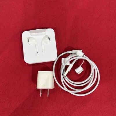 【静岡東瀬名店】中古  【docomo】 Apple iPhoneXR 6.1インチ 128GB (ホワイト)  MT0J2J/A 138400 