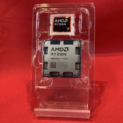 【千葉店】中古  AMD Ryzen 7 9700X (AM5/3.8GHz/40M/C8/T16/65W) 169022 