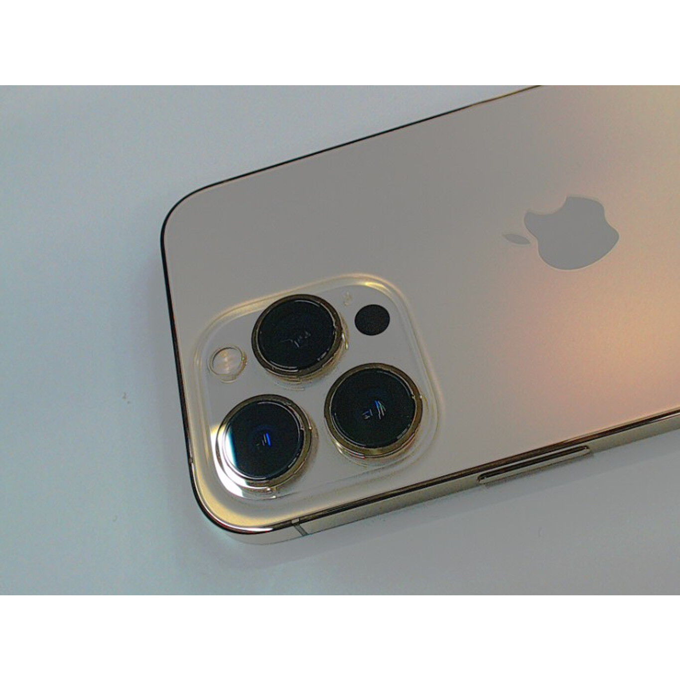 【新品未使用】 iPhone13 Pro 128GB ゴールド Amazon | 【整備済み品】 Apple iPhone 13 Pro 128GB ゴールド