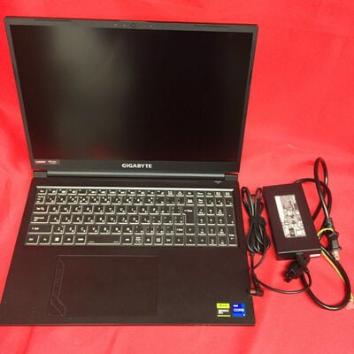 【千葉店】中古  GIGABYTE G6KF-H3JP864KH(i7-13620H/32GB/SSD1TB/RTX4060/W11H) 3250005530 