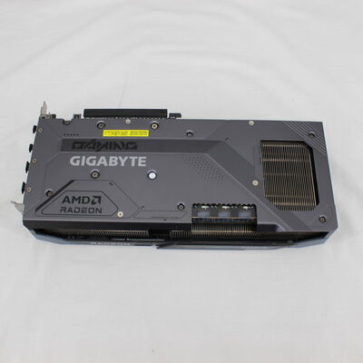 【通販センター】中古  GIGABYTE GV-R9070XTGAMING OC-16GD (RX9070XT 16G) 176942【8/14価格改定!】 