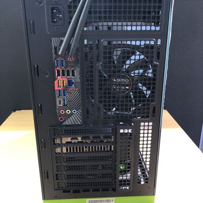 【甲府飯田店】中古  自作パソコン (Ryzen 7 9800X3D/32GB/SSD1TB/RX9070XT) 4720001591 