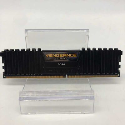 【郡山安積店】中古  CMK16GX4M2E3200C16 [DDR4 PC4-25600 8GB] 4640002826 