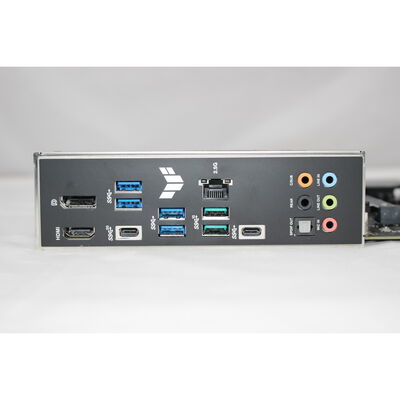 中古  ASUS TUF GAMING Z790-PLUS D4 (Z790 1700 ATX DDR4) 152768 