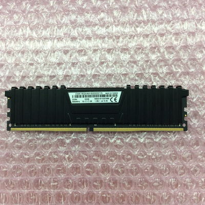 【なんば店】中古  PC4-24000 16GB デスクトップ用 135636 