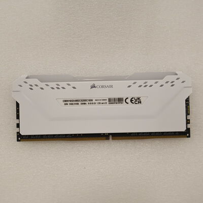 【通販センター】中古  PC4-25600 8GB デスクトップ用(DDR4-3200) 140727 
