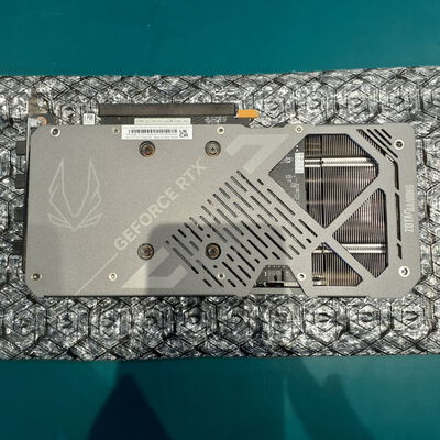 【鹿児島店】中古  ZOTAC GAMING GRFORCE RTX 5070 TWIN EDGE OC 4700000659 