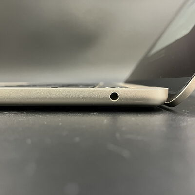 【大須店】中古  MacBook Air 13インチ M2 8GB/256GB スターライト MLY13J/A 4950000994 