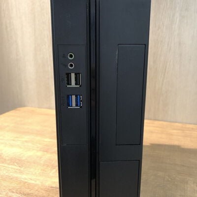 【姫路店】中古  THIRDWAVE Slim Knight (Intel Celeron G4900 3.10GHz/8GB/SSD128GB/なし/オンボード/W11H64 MAR) 1000803994 185031 