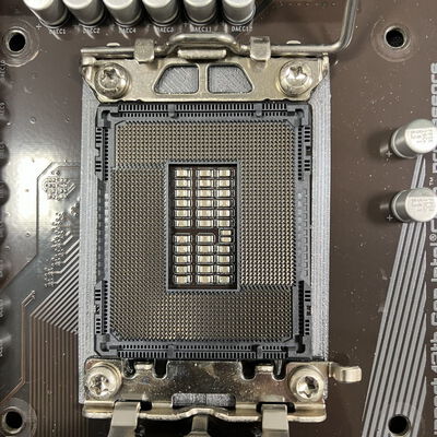 【大宮店】中古  GIGABYTE Z690 UD AX 1250007849 