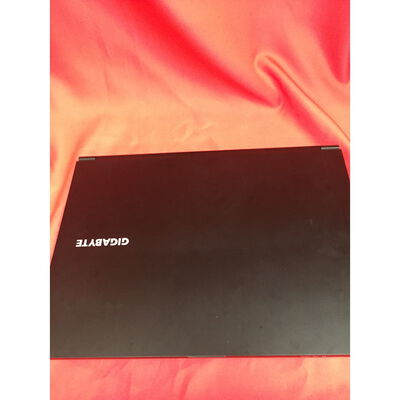 【千葉店】中古  GIGABYTE G6KF-H3JP864KH(i7-13620H/32GB/SSD1TB/RTX4060/W11H) 3250005530 