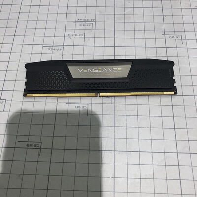 【盛岡都南店】中古  UDIMM DDR5 PC5-44800 16GB(CMK32GX5M2B5600C40) 4580001563 