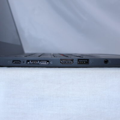 【通販センター】中古  Lenovo ThinkPad T14s Gen 2(Intel Core i5 1145G7 2.60GHz/16GB DDR4/SSD256GB/-/オンボード/14/1920x1080/Wi-Fi/WEBCAM/W11H/VBT) 203284 