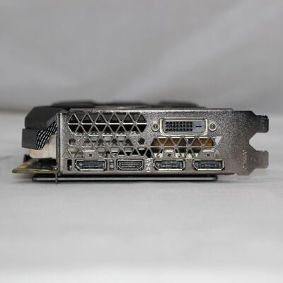 【通販センター】中古  ZOTAC GeForce GTX 1070 AMP Edition ZT-P10700C-10P（GTX1070 8GB） 3480034062 