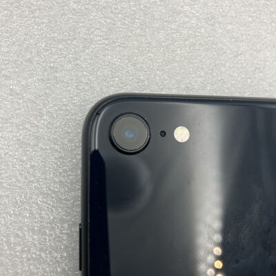 【新潟店】中古  【au版SIMフリー】Apple iPhoneSE 4.7インチ (第3世代) 64GB (ミッドナイト) MMYC3J/A 154842 