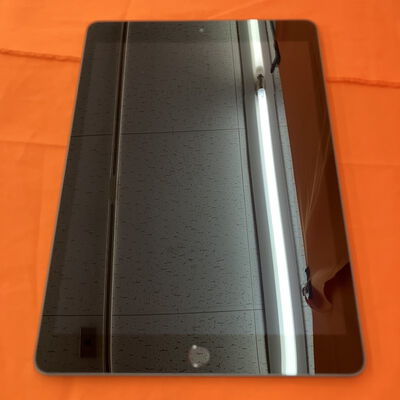 【なんば店】中古  Apple iPad 10.2インチ (第8世代/2020) Wi-Fi 32GB スペースグレイ MYL92J/A 143620【在庫処分!】 