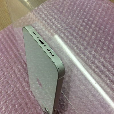 【なんば店】中古  【au】Apple iPhone12 6.1インチ 64GB (ホワイト) MGHP3J/A 143766 