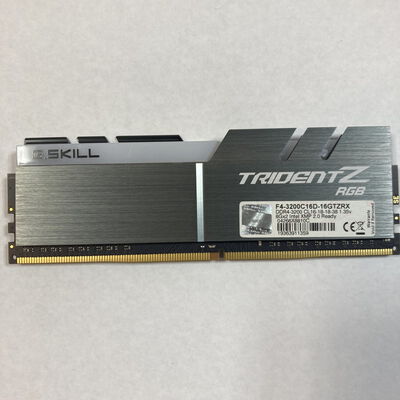 【大宮店】中古  PC4-25600 8GB デスクトップ用 140727 