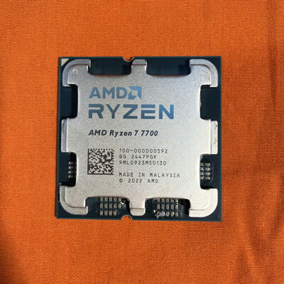 【なんば店】中古  AMD Ryzen 7 7700 (AM5/3.8GHz/40M/C8/T16/65W) 1460024624 
