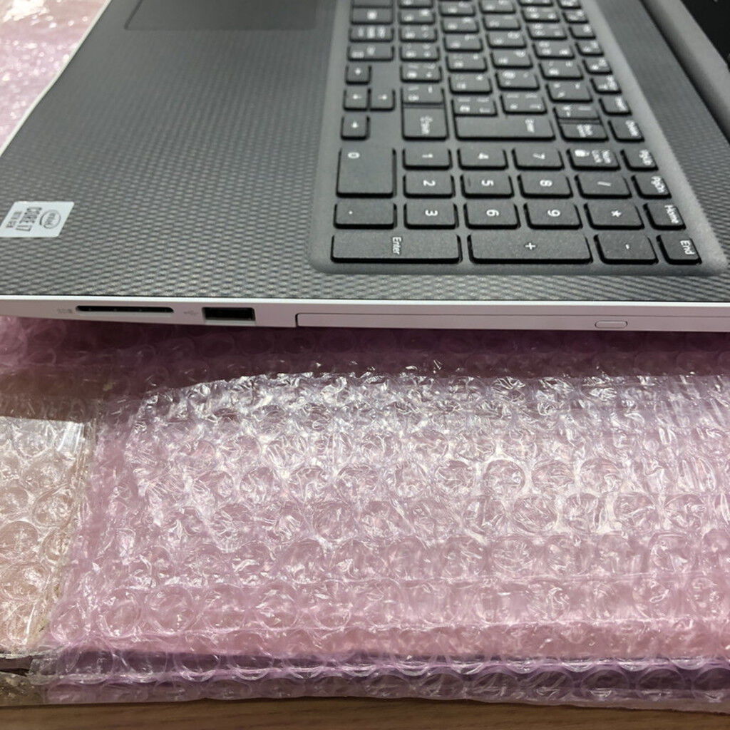 中古 DELL inspiron 3593 P75F013 (Core i7-1065G7/8GB/SSD 512GB/SMt
