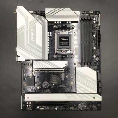 【秋葉原本店】中古  ASRock B850 Pro RS WiFi (B850 AM5 ATX DDR5) 175467 