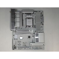 中古  ASRock B850 Challenger WiFi White (B850 AM5 ATX) 4540002134 