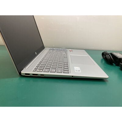 【浦添城間店(沖縄)】中古  HP Laptop 15-fc0003AU (AMD Ryzen5 7530U/16GB/SSD512GB//オンボード/15.6/1920x1080/Wi-Fi/WEBCAM/W11H64) 175195 