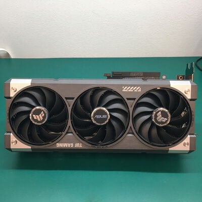 【佐賀南部バイパス店】中古  ASUS TUF-RTX5060-O8G-GAMING (RTX5060 8G) 179546 