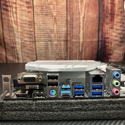 【富士青葉店】中古  ASRock B550M Pro4 (B550 AM4 mATX DDR4) 142938 