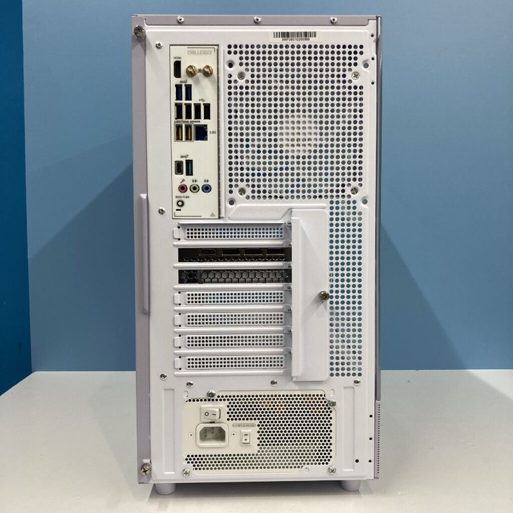 中古 自作パソコン (Ryzen 7 7700/32GB/SSD1TB/RTX5060Ti 8GB/W11H