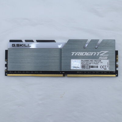 【通販センター】中古  PC4-25600 8GB デスクトップ用(DDR4-3200) 140727 