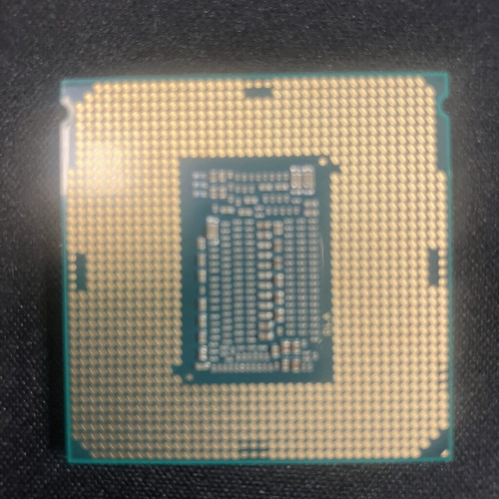 中古 INTEL Core i7 9700K (1151/3.60GHz/12M/C8/T8) 138481 （349041