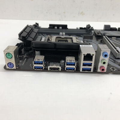 【福山ココローズ店】中古  GIGABYTE Z390 UD (Z390 1151 ATX DDR4) 138857 