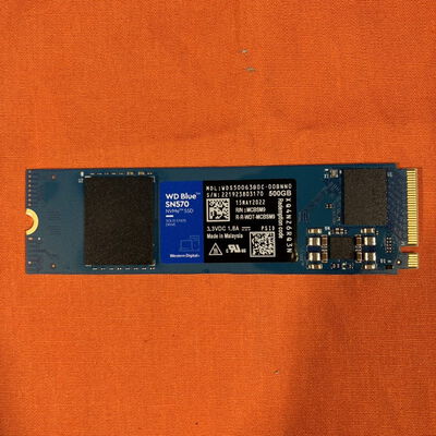 【なんば店】中古  W.D Blue SN570 WDS500G3B0C (PCIe3x4 M.2 500G) 183230 