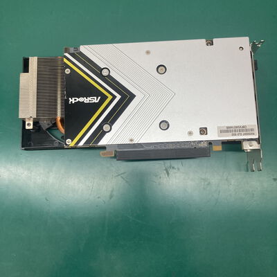 【浦添城間店(沖縄)】中古  各社 Radeon RX5500XT (8GB PCIE) 141644 