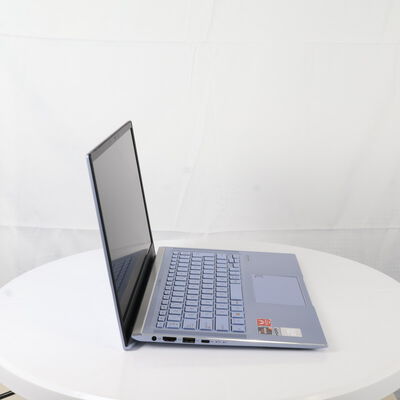 【通販センター】中古  ASUS Zenbook 14 UM431(AMD Ryzen 7 3700U with Radeon Vega Mobile Gfx/8GB/SSD500GB/なし/ATI AMD Radeon(TM) RX Vega 10 Graphics/14/1920x1080/Wi-Fi/W11H64 MAR) 185389【7/2大決算値下げ!】 