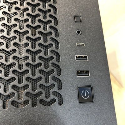 【姫路店】中古  CORSAIR CC-9011280-WW (RGB E-ATX ｶﾞﾗｽ BK) 4740001030 