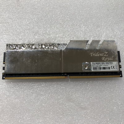 【甲府飯田店】中古  PC4-28800 8GB デスクトップ用 140733 